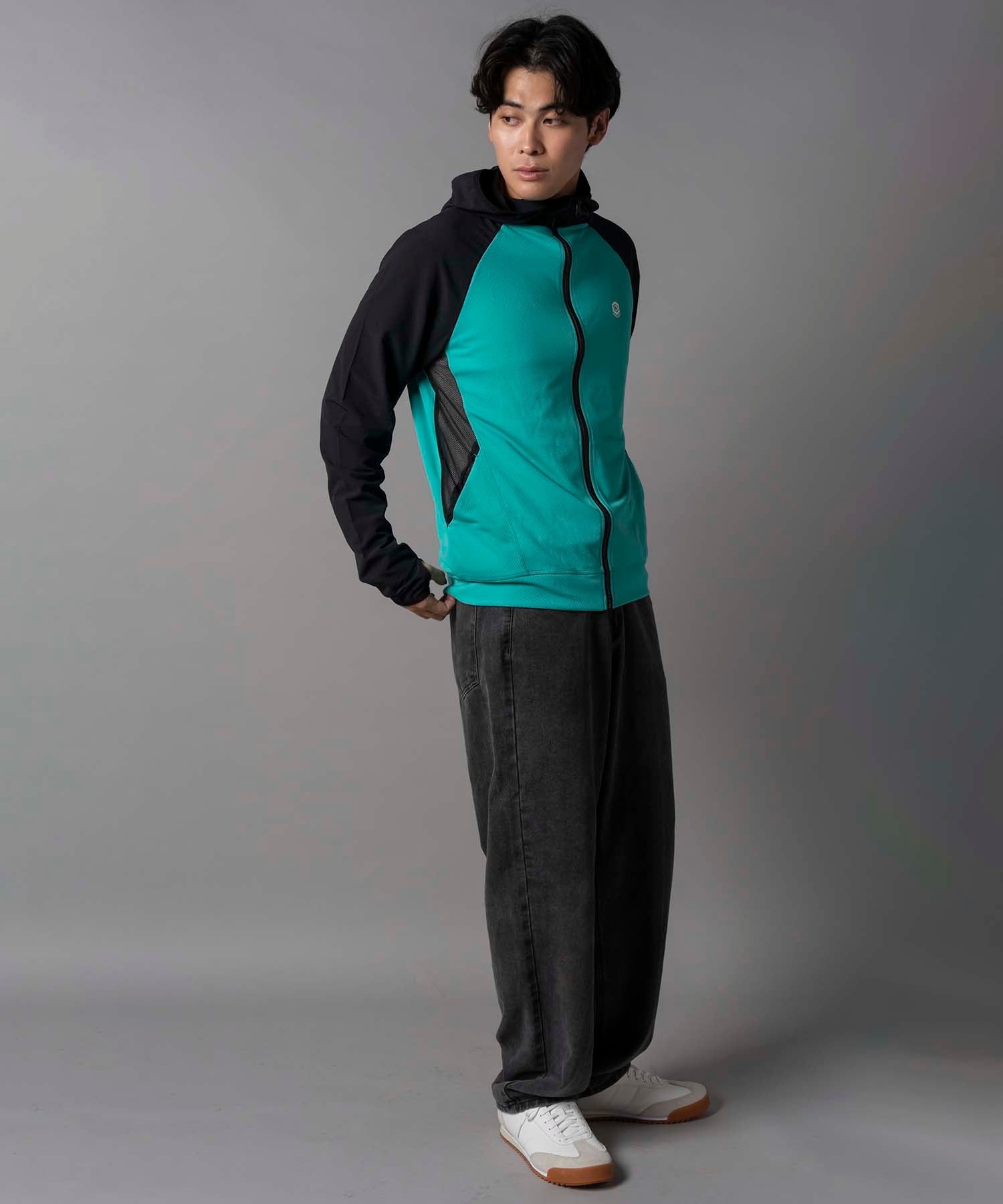 【着る虫除け/冷却/撥水/UV/抗ウイルス】 BUGOFF（バグオフ）ユニセックスマルチ撥水パーカー